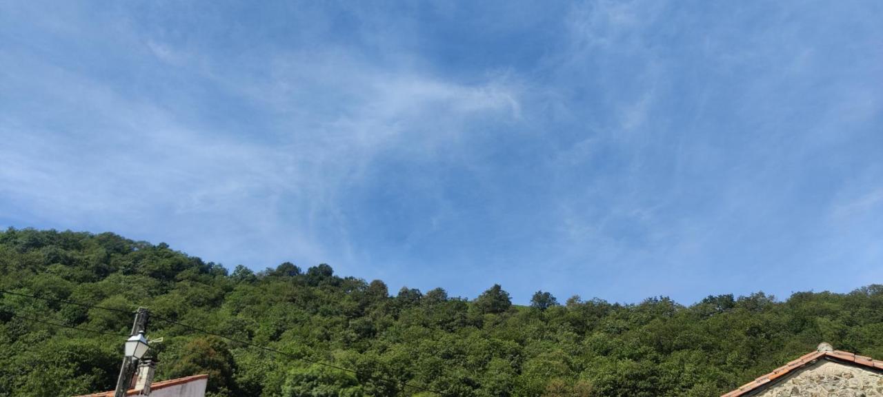 Arenas de Cabrales, Ángel Inguanzo Exterior foto