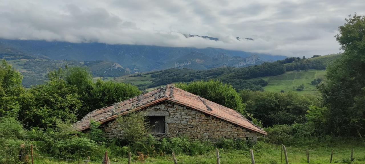 Arenas de Cabrales, Ángel Inguanzo Exterior foto